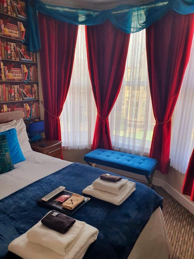 Gabrielles Bed & Breakfast Blackpool Ngoại thất bức ảnh