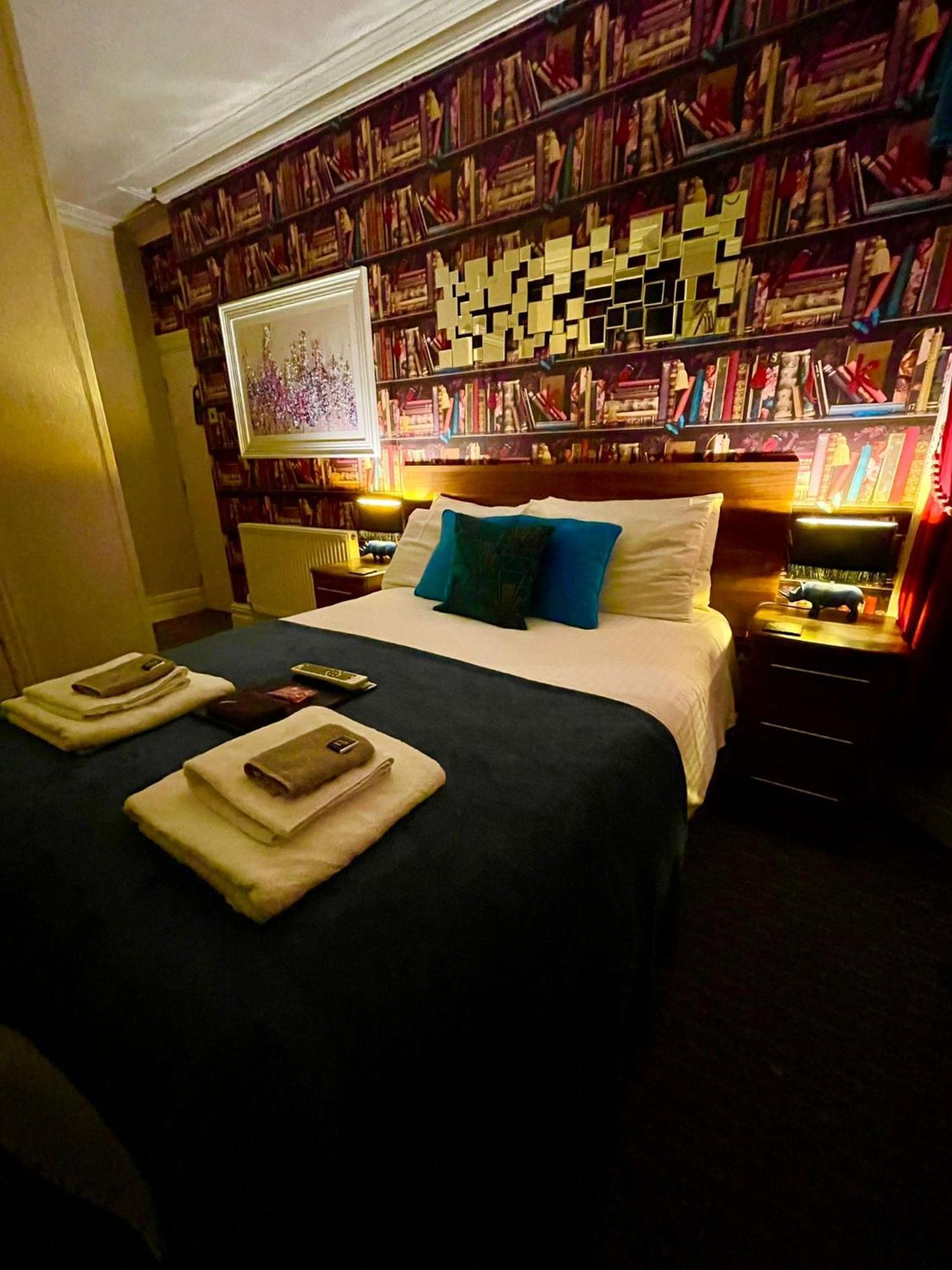 Gabrielles Bed & Breakfast Blackpool Ngoại thất bức ảnh