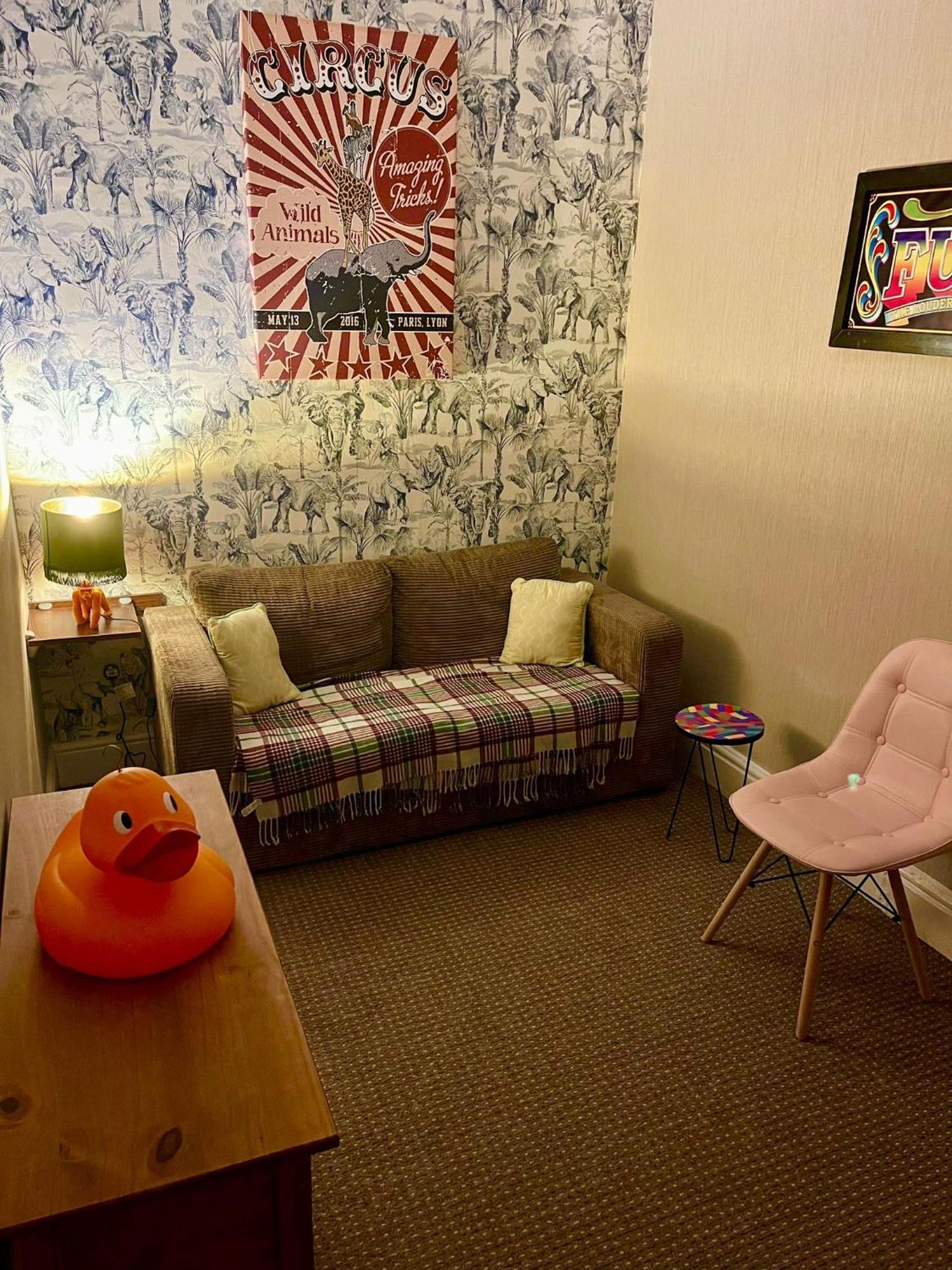 Gabrielles Bed & Breakfast Blackpool Ngoại thất bức ảnh